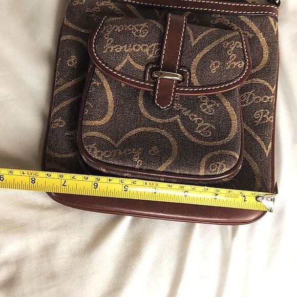 Dooney & Bourke Brown And Gold Signature Patterned Compact Crossbody Bag 🤎 - Picture 10 of 16